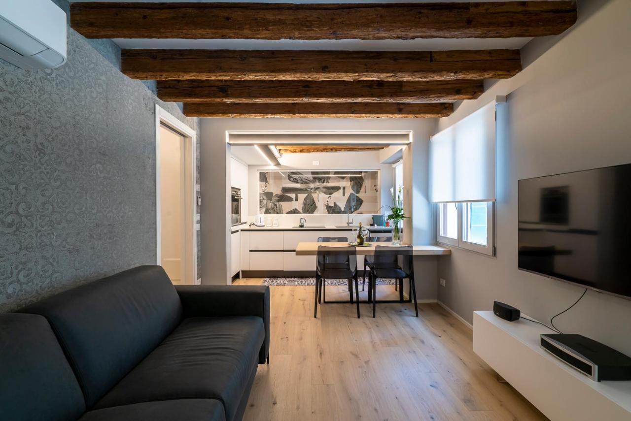 Appartamento San Stae Glamour